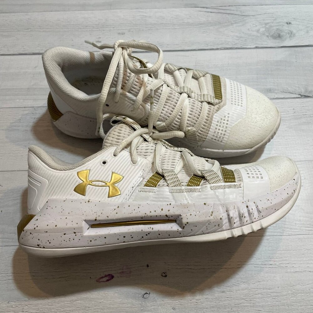 Women’s Under Armour Block City 2.0 Volleyball Shoes White & Gold 5.5